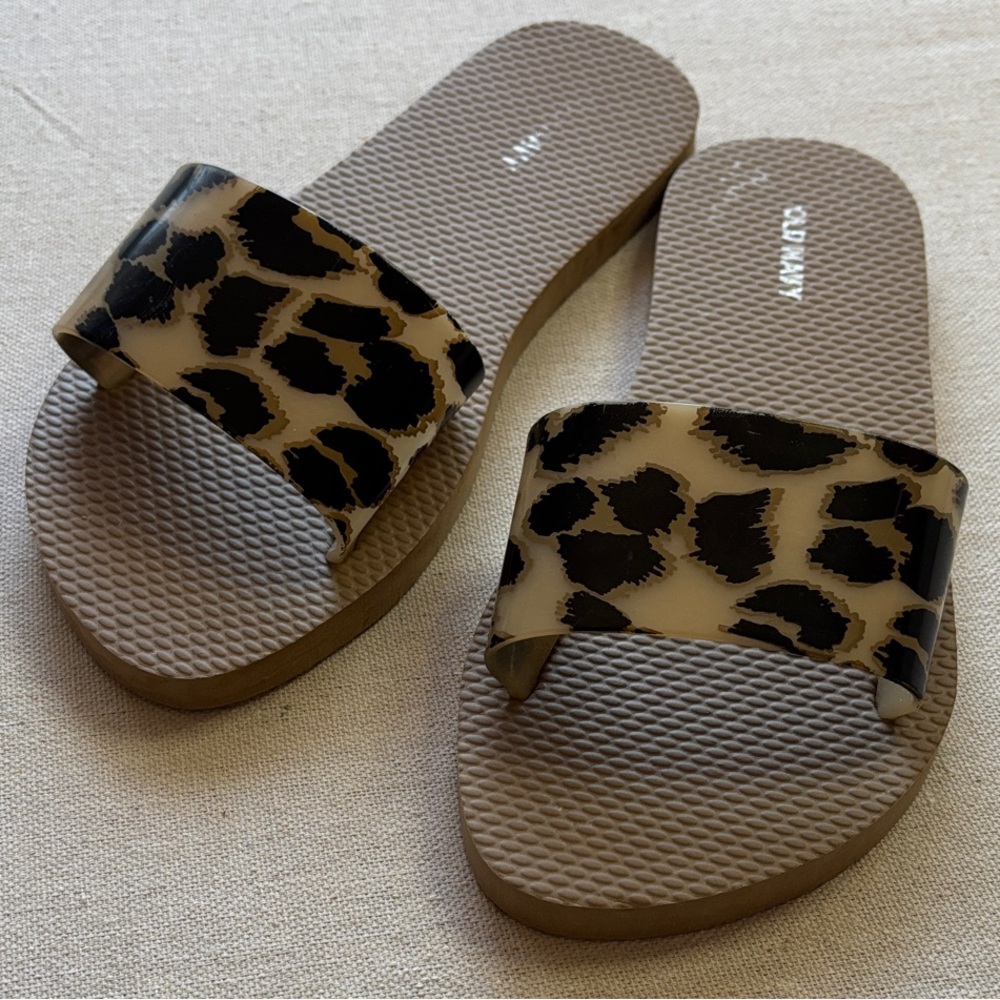 Old Navy Leopard Print Slide Sandals